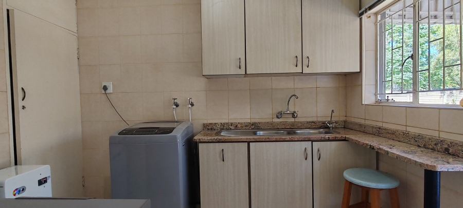 5 Bedroom Property for Sale in Parys Free State